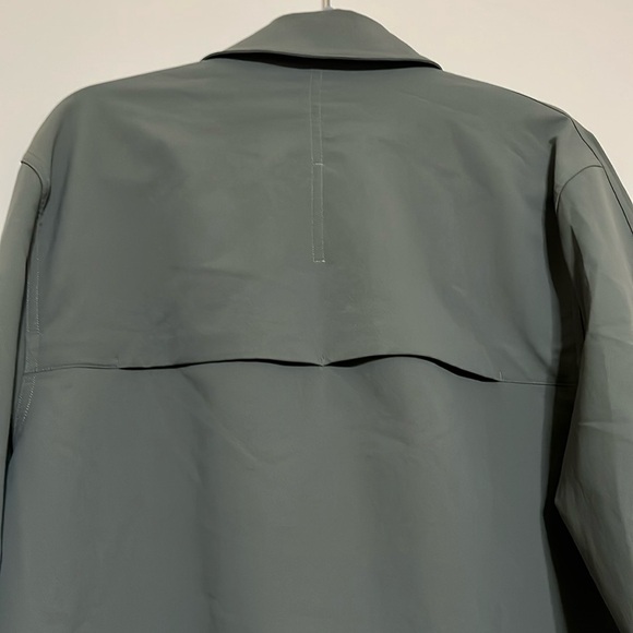 Lululemon Cargo Pocket Shirt Jacket Size Large - Picture 10 of 11